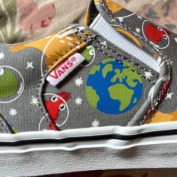 VANS Size 7 YOUTH Glow-In-Dark Martian UFO Earth Astronaut $79 NEW - Picture 7 of 16